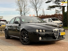 Alfa Romeo 159 - 2.2 JTS Distinctive *LEDER|TREKHAAK