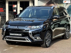 Mitsubishi Outlander - 2.0 PHEV | Bi-Xenon | Pano | Full-Led | Leder | Navi | Camera | Full-option's | Garantie