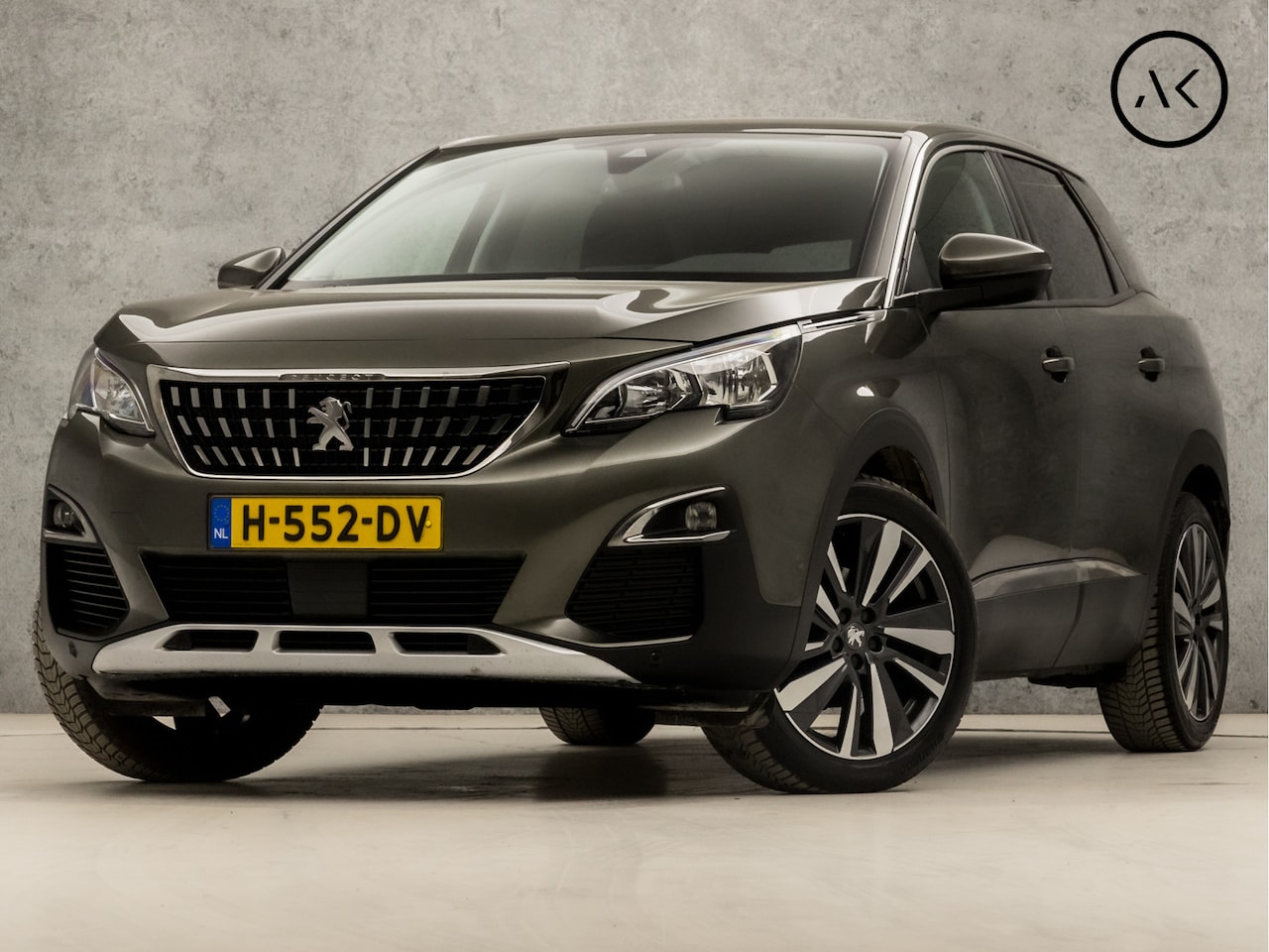 Peugeot 3008 - 1.2 PureTech Sport Automaat (APPLE CARPLAY, GROOT NAVI, 360 CAMERA, ADAPTIVE CRUISE, LEDER - AutoWereld.nl