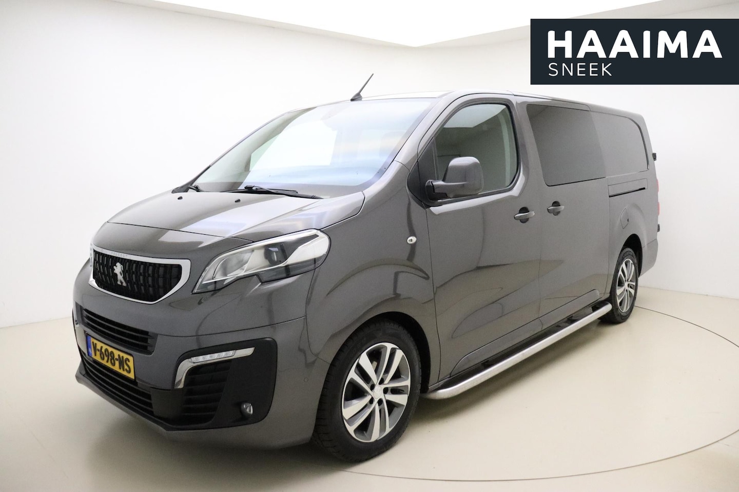 Peugeot Expert - 231L 2.0 BlueHDI 180PK DC Premium Pack | Automaat | 5 zits | Navigatie | Xenon | Trekhaak - AutoWereld.nl