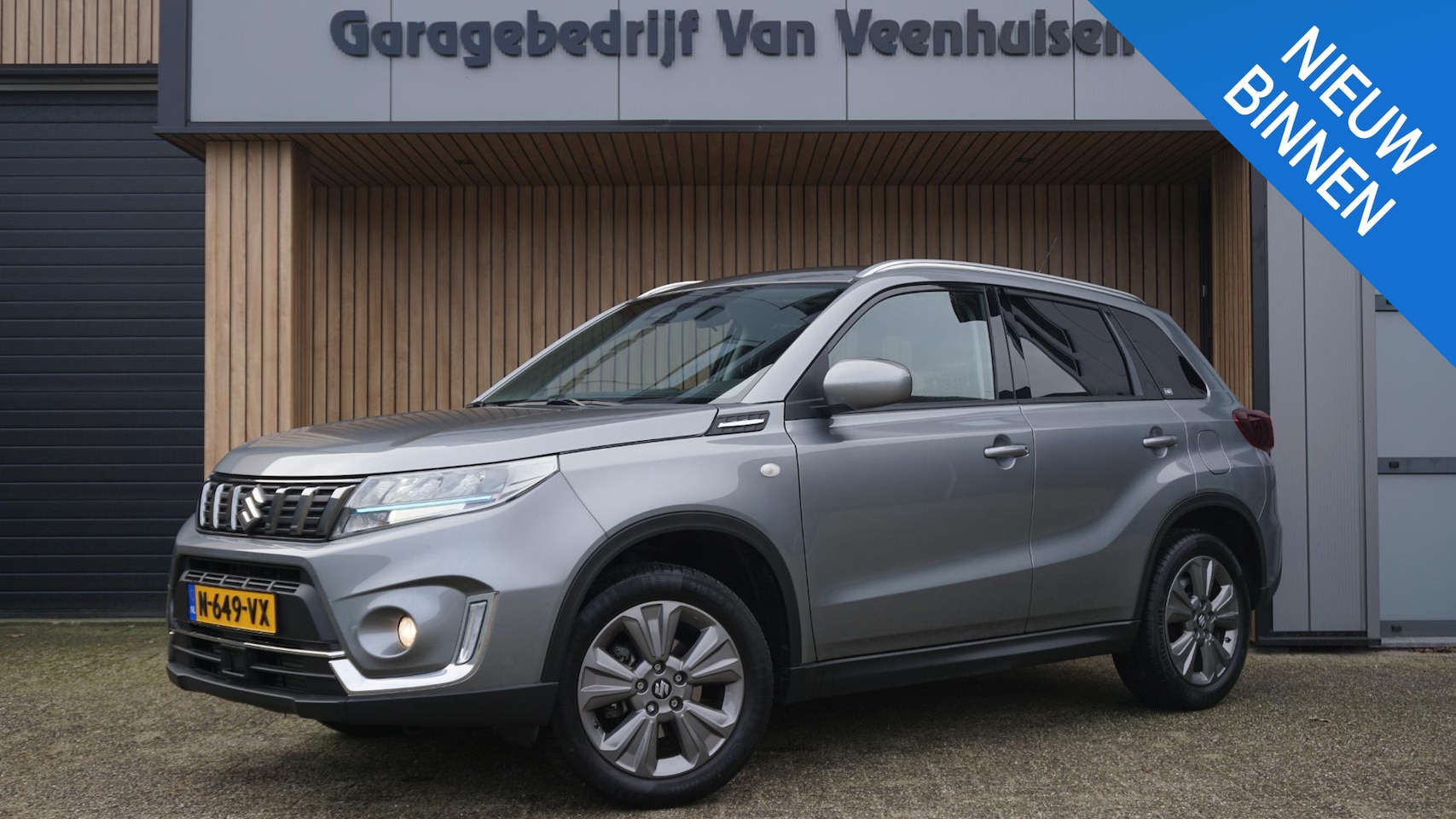 Suzuki Vitara - 1.4 130PK Boosterjet Select Smart Hybrid Navi Trekhaak 17inch LM LED Adaptive Cruise Contr - AutoWereld.nl