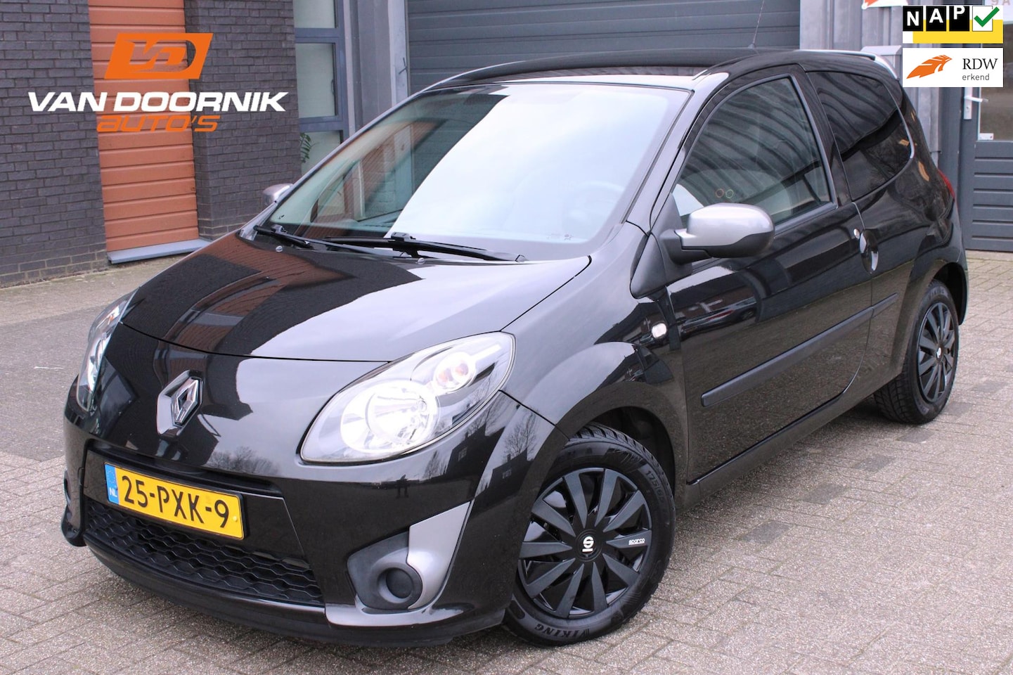 Renault Twingo - 1.2-16V Collection Airco/All-Seasonbanden/Nieuwe APK! - AutoWereld.nl