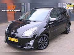 Renault Twingo - 1.2-16V Collection Airco/All-Seasonbanden/Nieuwe APK