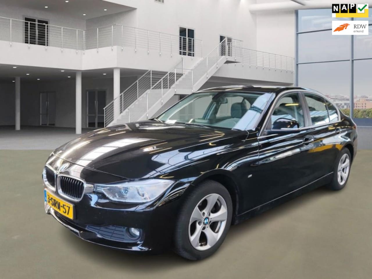 BMW 3-serie - 320i EfficientDynamics Edition High Executive // NL PRIJS 7999 - AutoWereld.nl