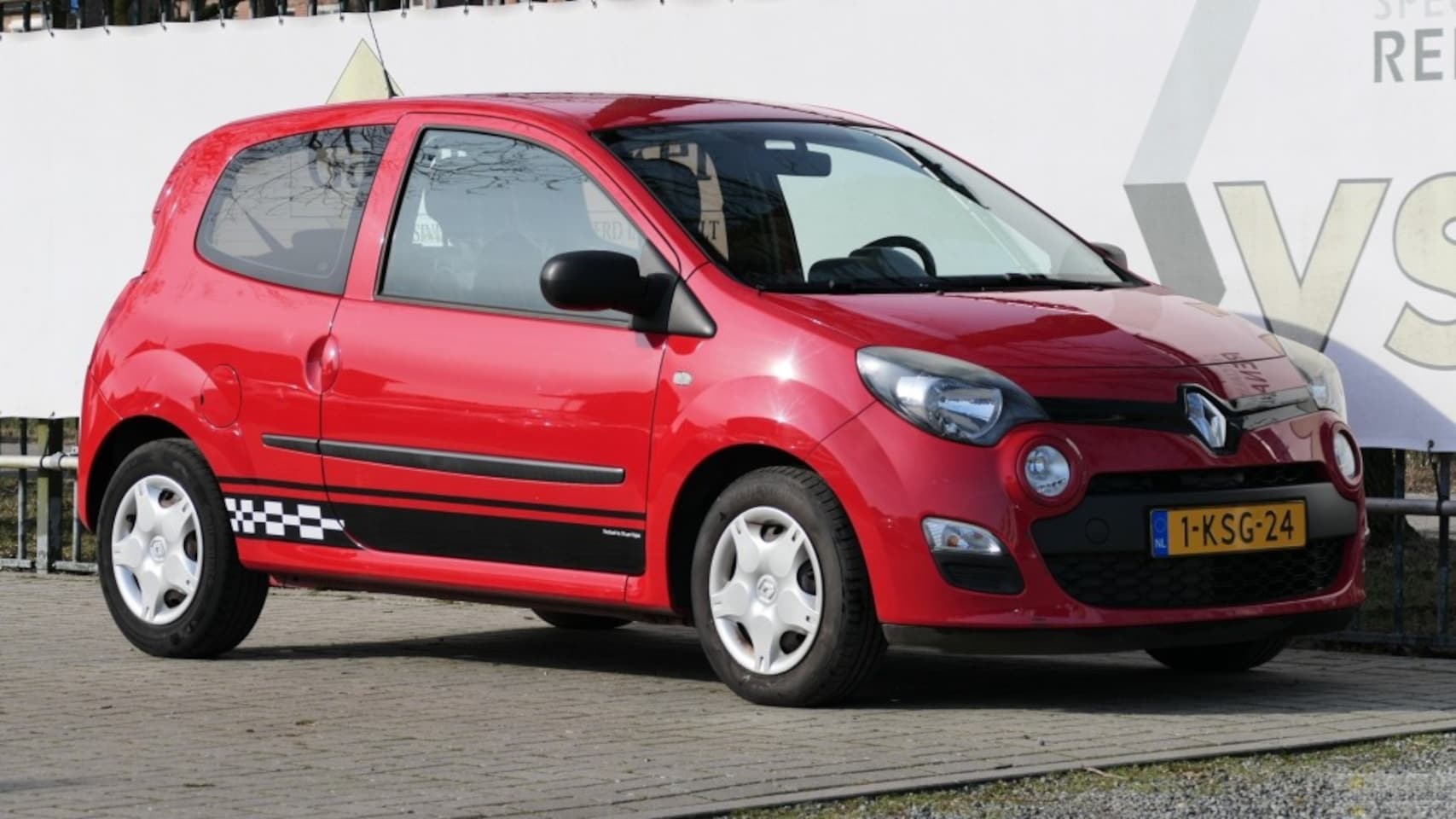 Renault Twingo - 1.2 16v 75 Authentique - AutoWereld.nl