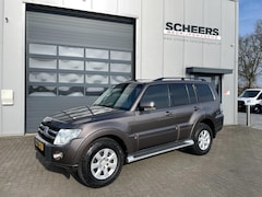 Mitsubishi Pajero - 3.2 DI-D Instyle Panel Van | BTW-vrij