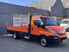 Iveco Daily - 35C14 375 Trekhaak 3500kg Laadklep 500kg Navigatie Open laadbak Pick-up Euro 6 Bpm vrij Ba