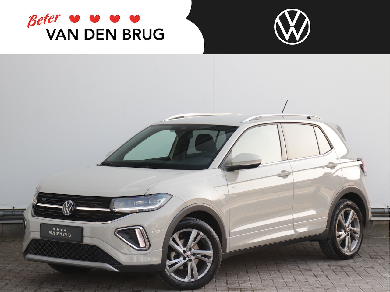 Volkswagen T-Cross - 1.0 TSI R-Line 115pk Automaat | Vierseizoenenbanden | Navigatie | Matrix LED | Stoelverwar - AutoWereld.nl