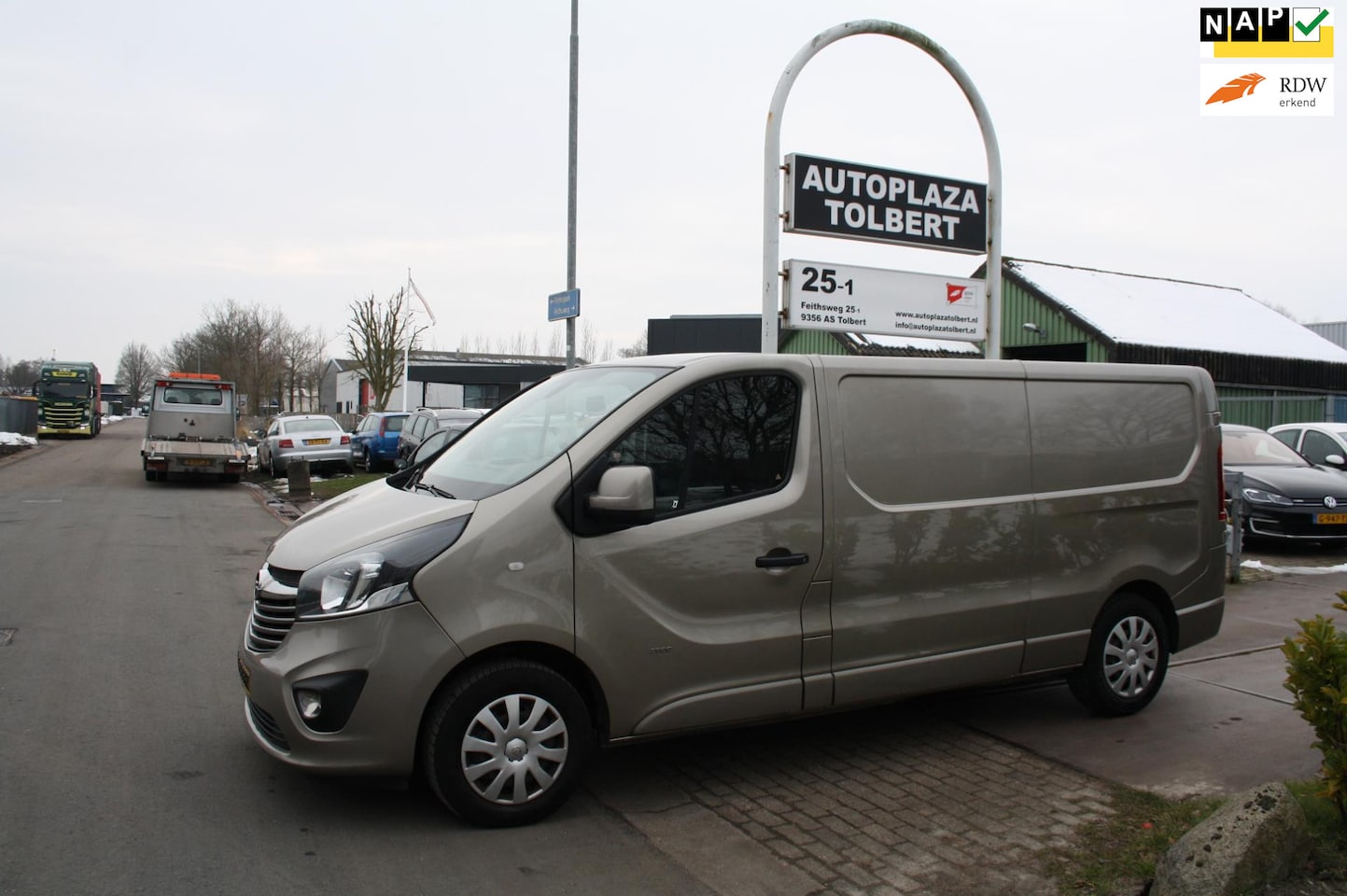 Opel Vivaro - 1.6 CDTI L2H1 Sport EcoFlex AIRCO BJ'17 - AutoWereld.nl