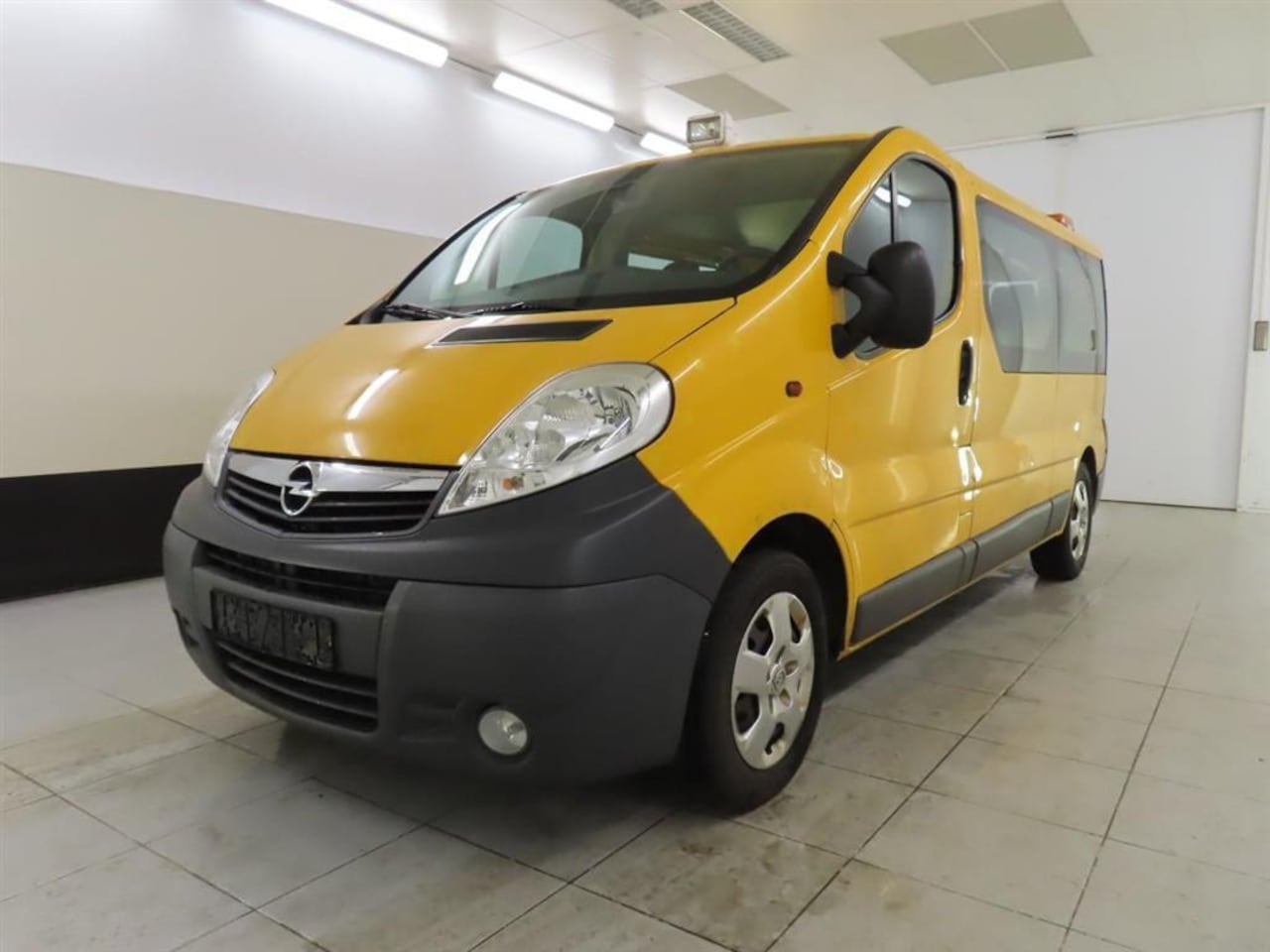 Opel Vivaro - 2.0 CDTI L1H2 Passenger - AutoWereld.nl