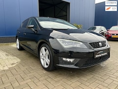 Seat Leon - 1.4 TSI FR Connect / PDC / CLIMATE CONTROL / CRUISE CONTROL / LINE ASSIST / STOELVERWARMIN