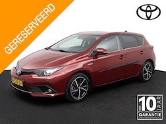 Toyota Auris - 1.8 Hybrid Dynamic | Trekhaak | Parkeercamera | Stoelverwarming | Cruisecontrol |