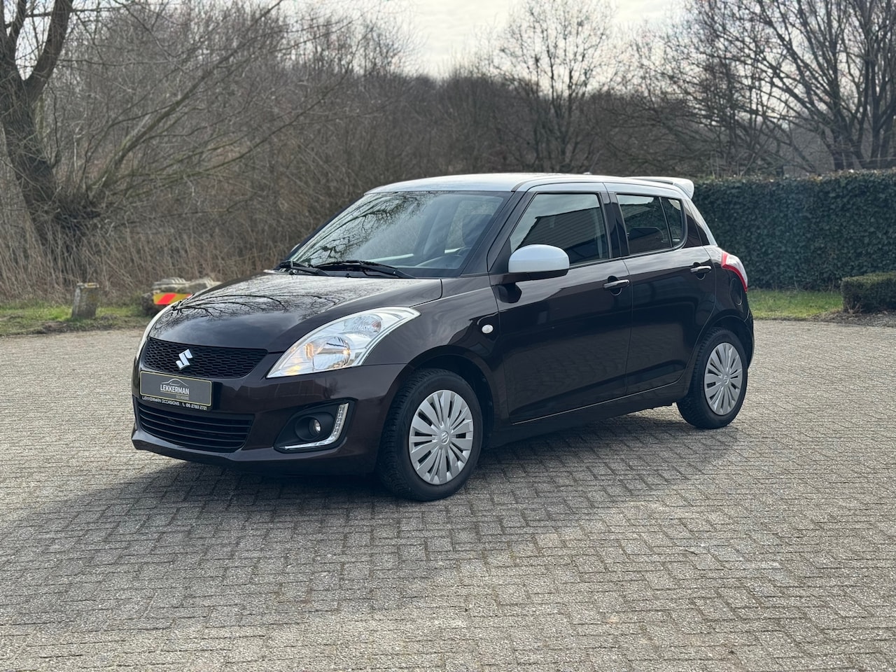 Suzuki Swift - 1.2 Exclusive EASSS CRUISE I DEALER ONDH I LED I 1E EIG I NWE APK - AutoWereld.nl