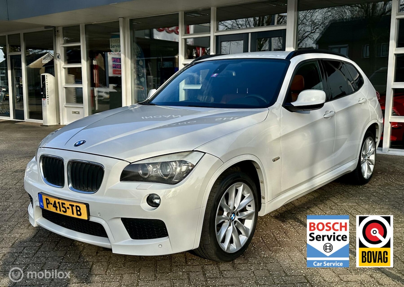 BMW X1 - sDrive20i M-Sport Xenon, Leer, Pdc, LM.. - AutoWereld.nl