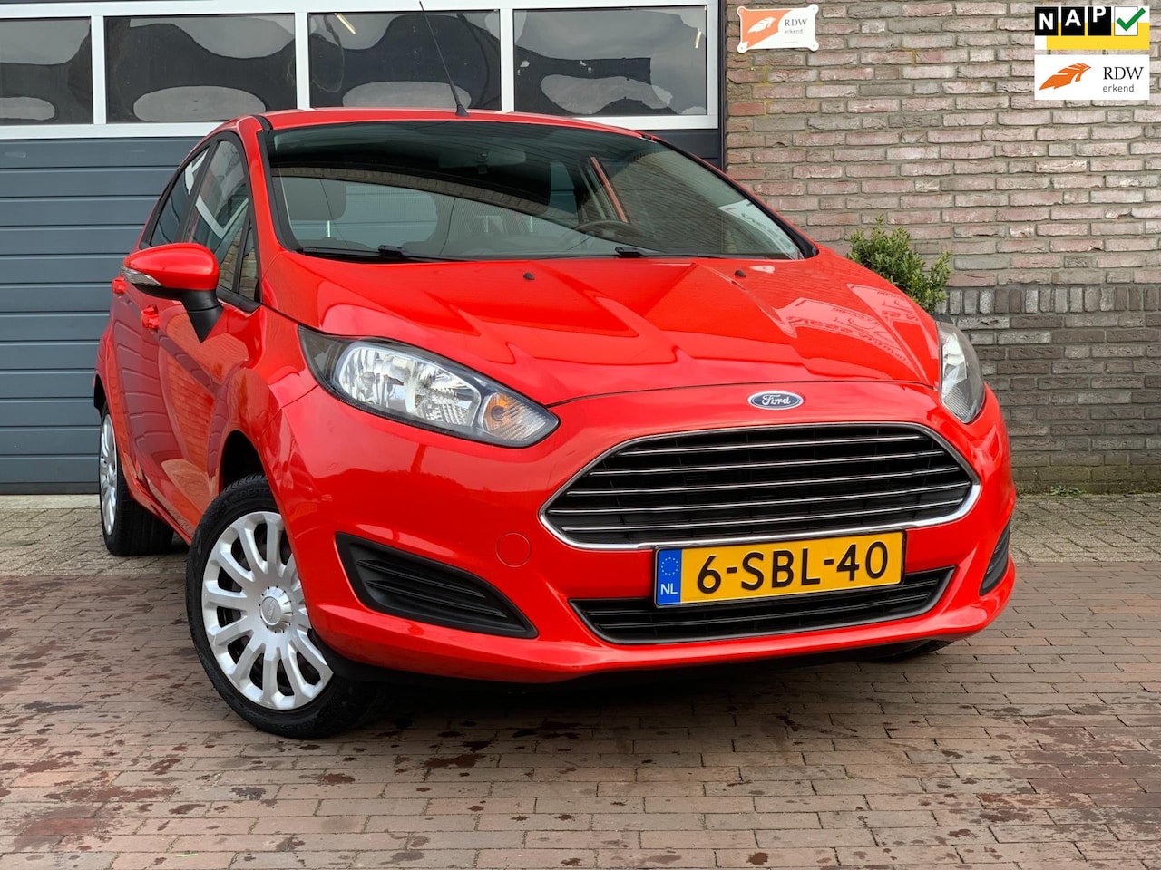 Ford Fiesta - 1.0 Style Ultimate|Airco|Navi - AutoWereld.nl