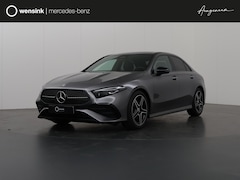 Mercedes-Benz A-klasse - 180 AMG Line | Panorama dak | Sfeerverlichting | High Beam Verlichting | Nightpakket | Key