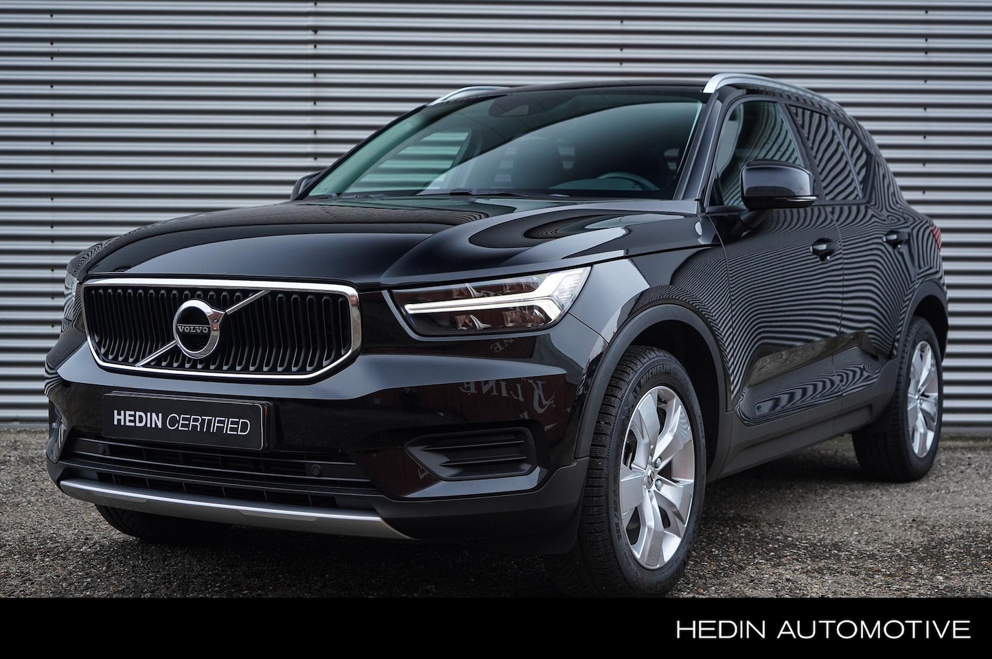 Volvo XC40 - 1.5 T2 Momentum | Trekhaak | Apple Carplay | All Season banden - AutoWereld.nl