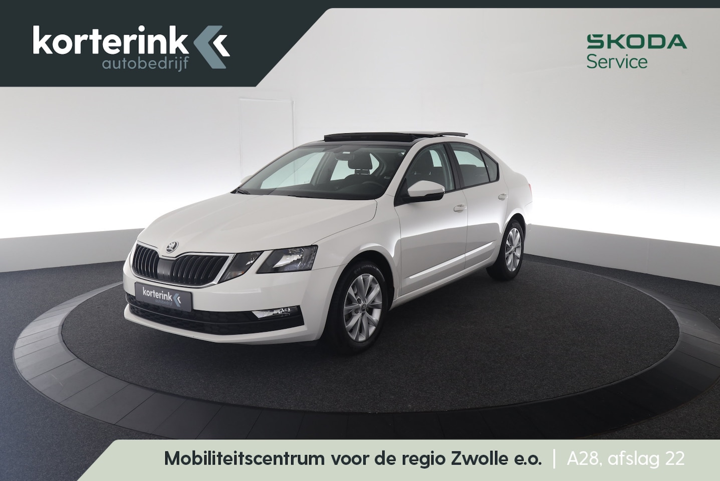 Skoda Octavia - 1.0 TSI Greentech Ambition Business | Pano | Trekhaak | Stoelverwarming | DAB - AutoWereld.nl