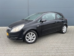 Opel Corsa - 1.2-16V automaat bouwjaar 2007 met 66000 km