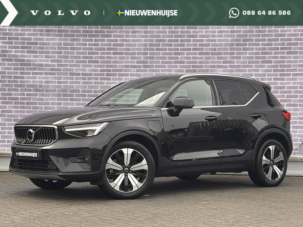 Volvo XC40 - 1.5 T4 Plug-in hybrid Core Bright | Adaptive Cruise Control | Trekhaak | 19" | Stoel en St - AutoWereld.nl