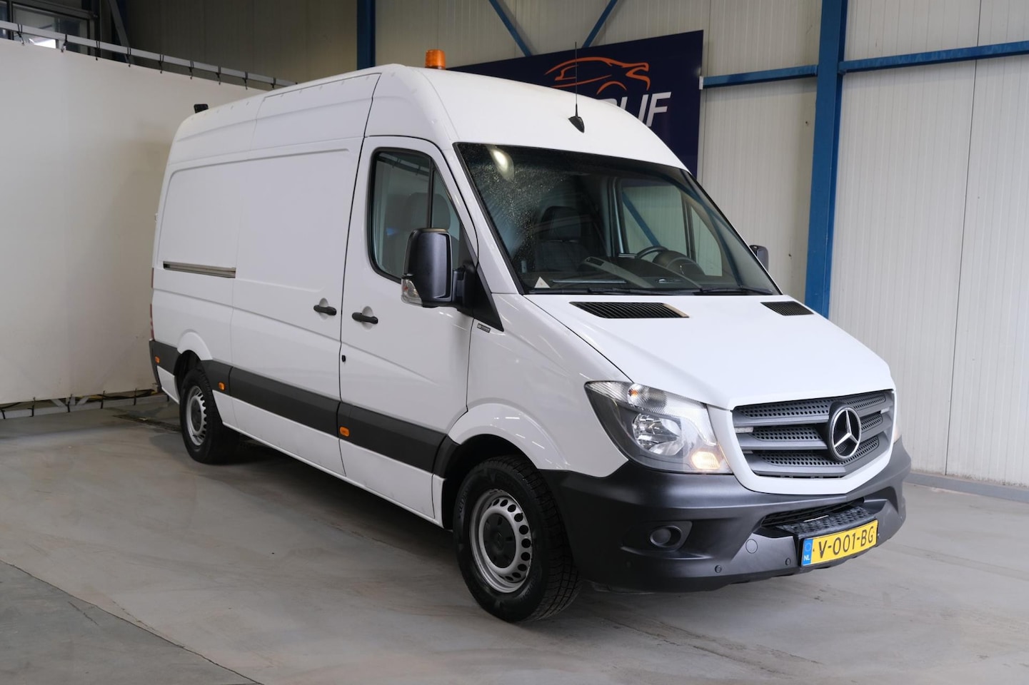 Mercedes-Benz Sprinter - 316 2.2 CDI 366 - N.A.P. Airco, Cruise, PDC, Trekhaak. - AutoWereld.nl