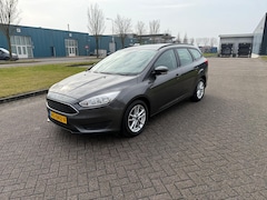 Ford Focus Wagon - 1.0 edition nieuwe Distributie riem