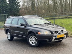 Volvo XC70 - 2.5 T Summum /Xenon/Trekhaak/Airco/