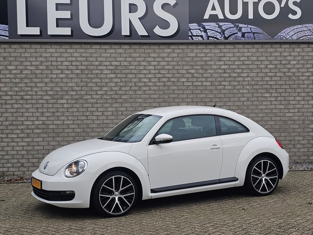 Volkswagen Beetle - 1.2 TSI Trend 1.2 TSI Trend - AutoWereld.nl