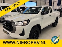 Toyota HiLux - 2.4 D-4D Comfort 4x4 1.5Cab NIEUW 3500KG Trekgewicht BPM VRIJ 10 x op voorraad €38.500 ex