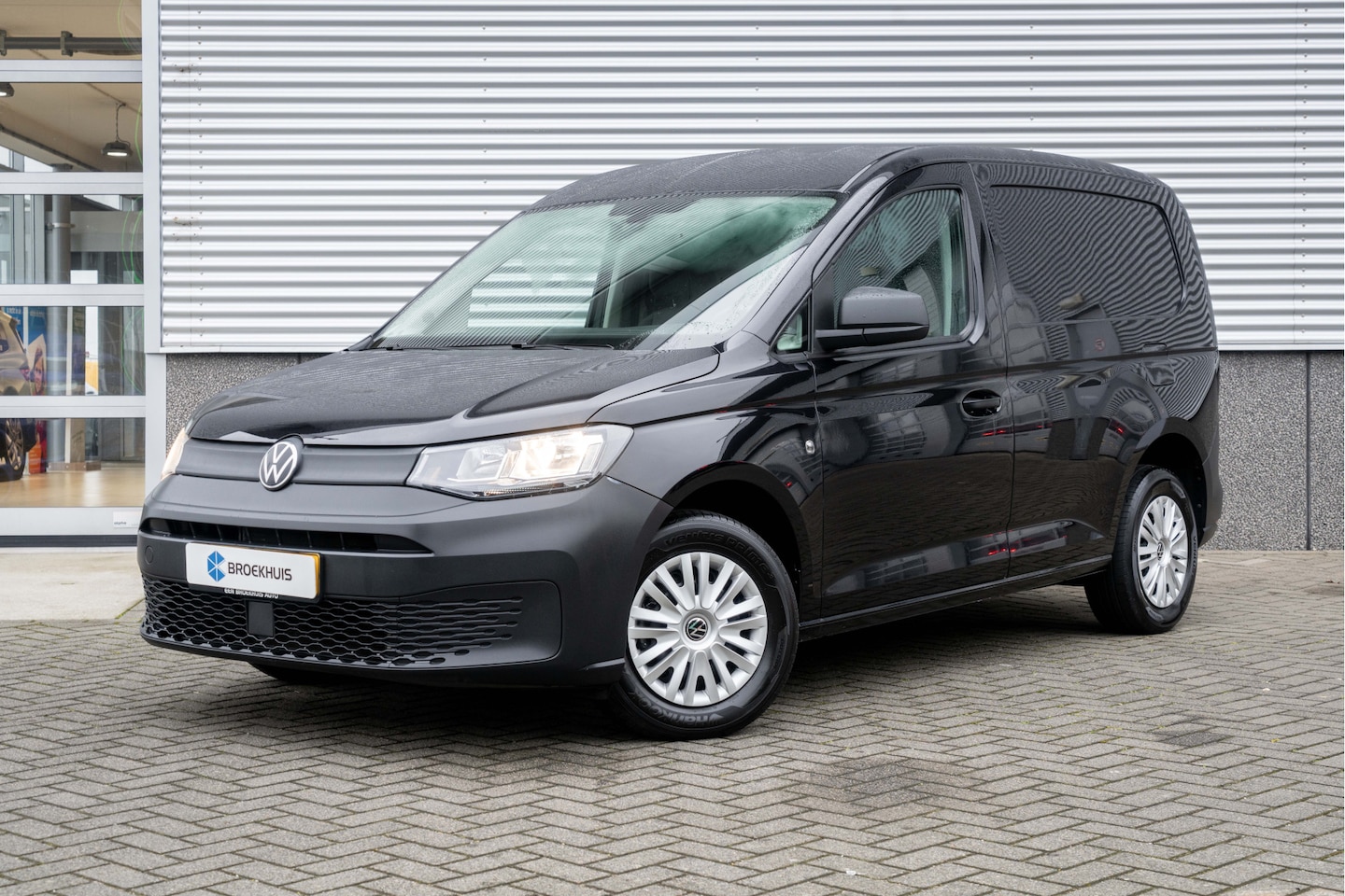 Volkswagen Caddy - Comfort | Trekhaak | APPLE Carplay/Android Auto | Multifunctioneel Stuur | PDC - AutoWereld.nl