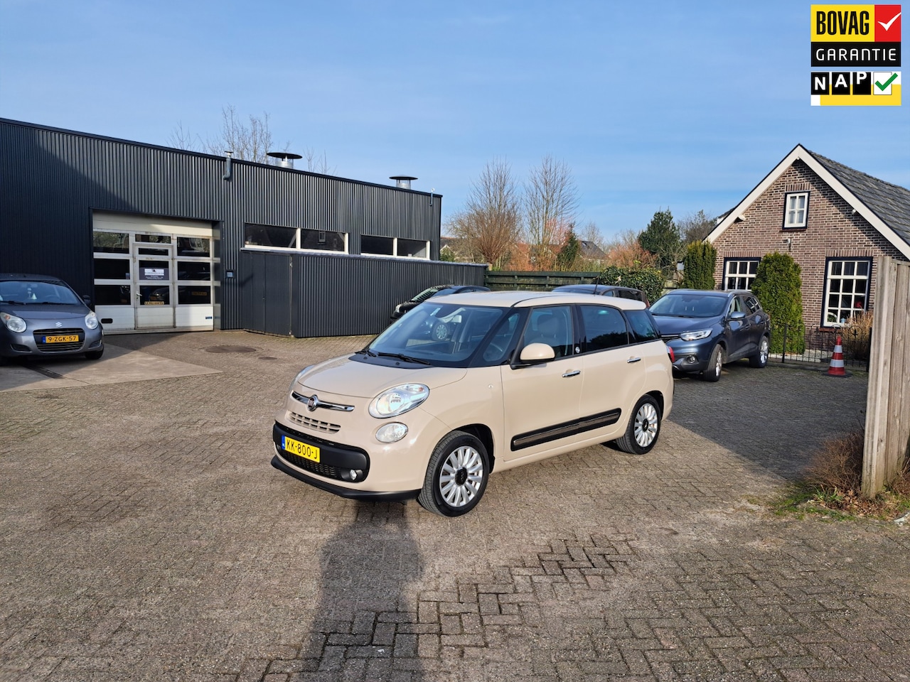 Fiat 500 L Living - 1.4 T-Jet Lounge 7p. 1.4 T-Jet Lounge 7p. - AutoWereld.nl