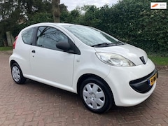 Peugeot 107 - 1.0-12V XR ZEER MOOI APK 31 Aug 2025