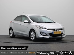 Hyundai i30 - 1.6 GDI i-Motion Plus | Trekhaak | Achteruitrij Camera | Climate Control | All Season Band