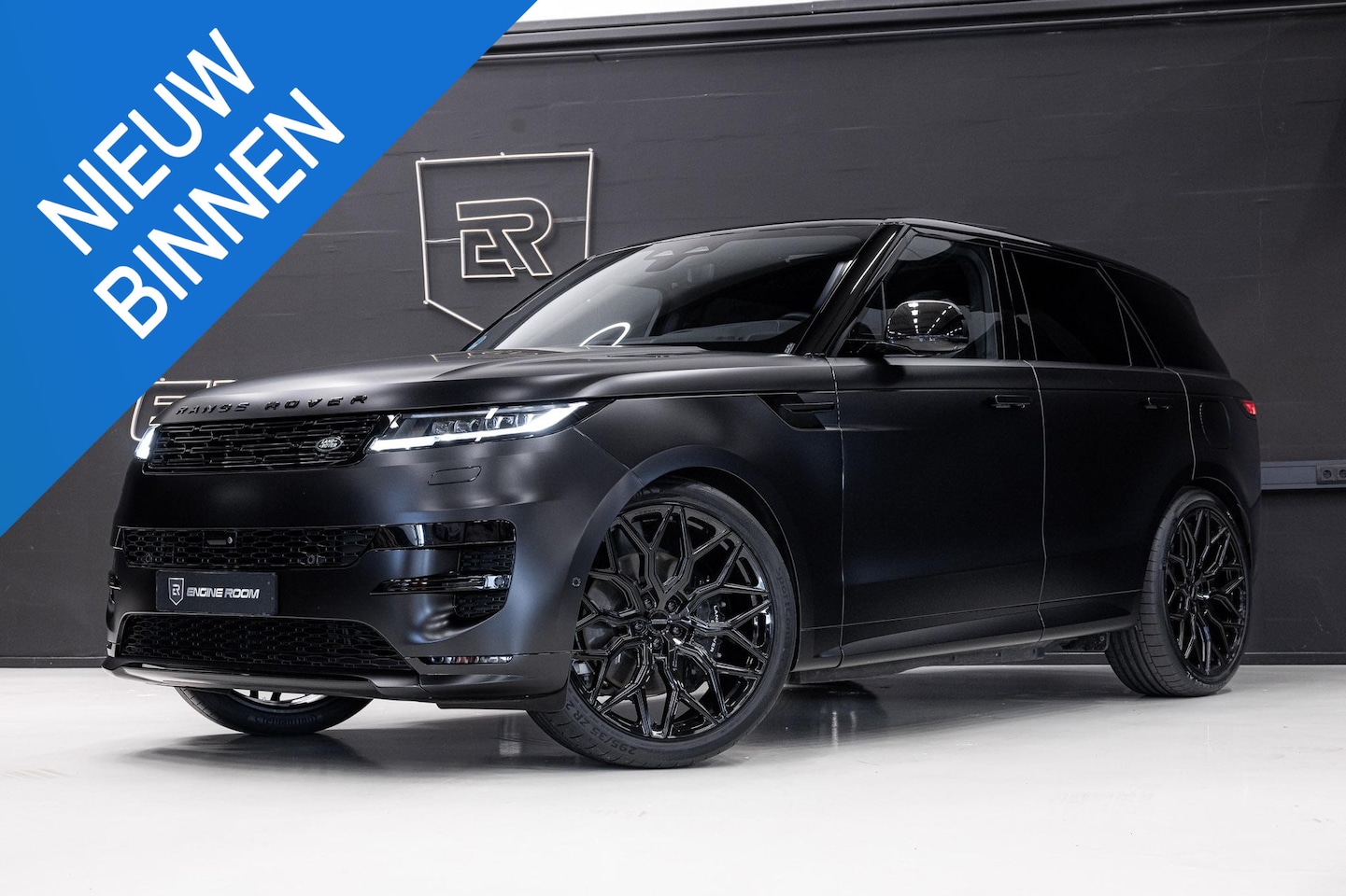 Land Rover Range Rover Sport - 3.0 P460e Dynamic HSE PHEV PPF | Panoramadak | HUD | SoftClose | Meridian | 24"HRE Vossen - AutoWereld.nl