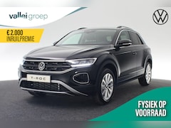 Volkswagen T-Roc - Life Edition 1.5 TSI 110 kW / 150 pk DSG | Camera | LED | Park Assist | Keyless | 17 inch