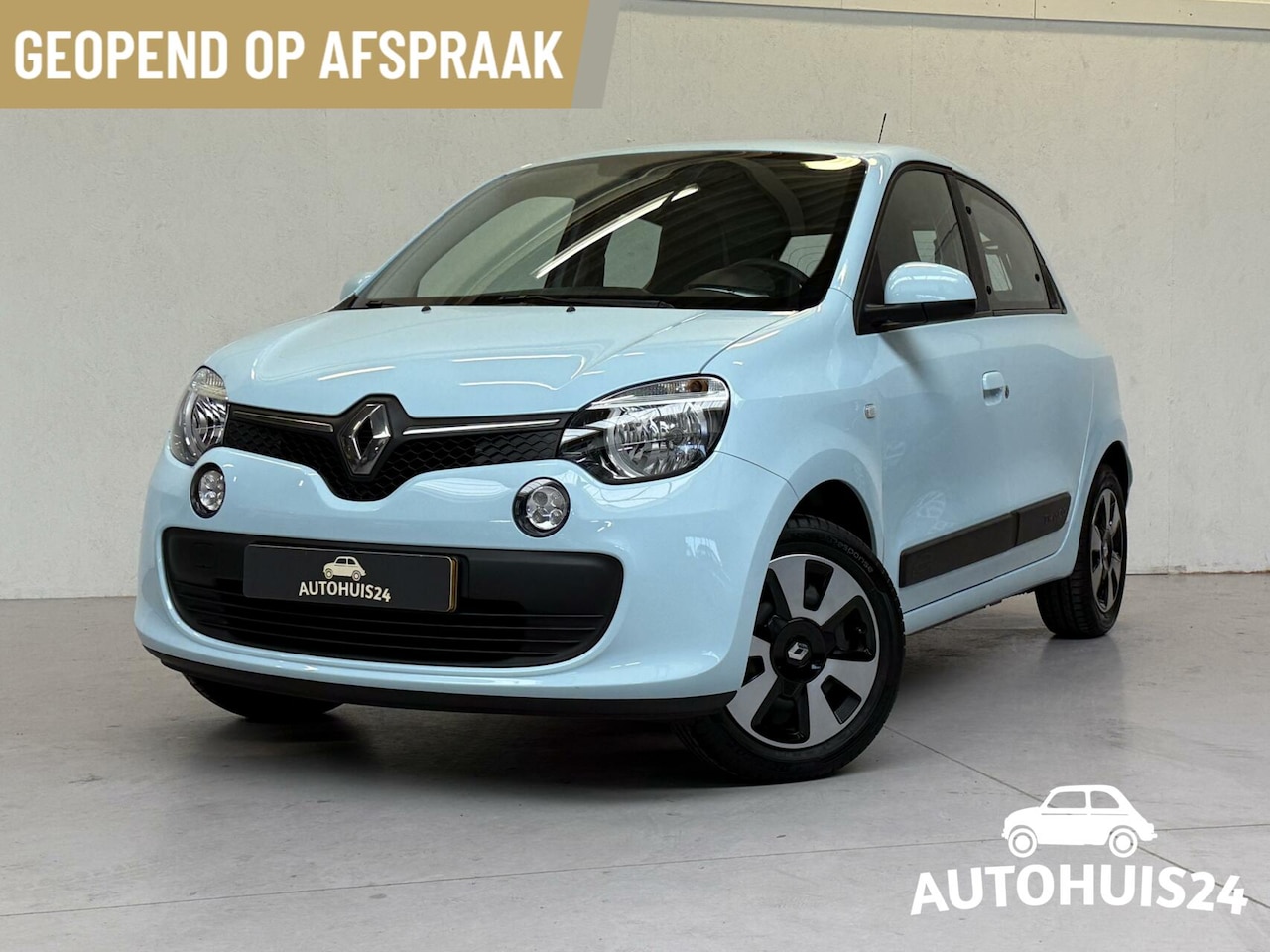 Renault Twingo - 1.0 SCe Expression 8.400km AIRCO NL-AUTO - AutoWereld.nl