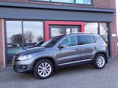 Volkswagen Tiguan - 1.4 TSI Sport&Style Automaat Parkeerhulp Trekhaak NAP