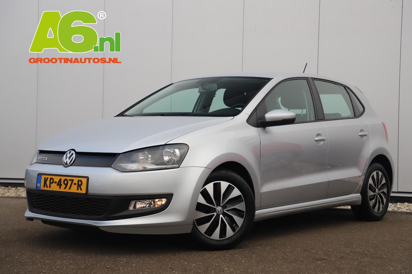 Volkswagen Polo - 1.0 BlueMotion 95PK Trekhaak Navigatie Carplay Android 15 inch LMV Airco Cruise Elektrisch - AutoWereld.nl