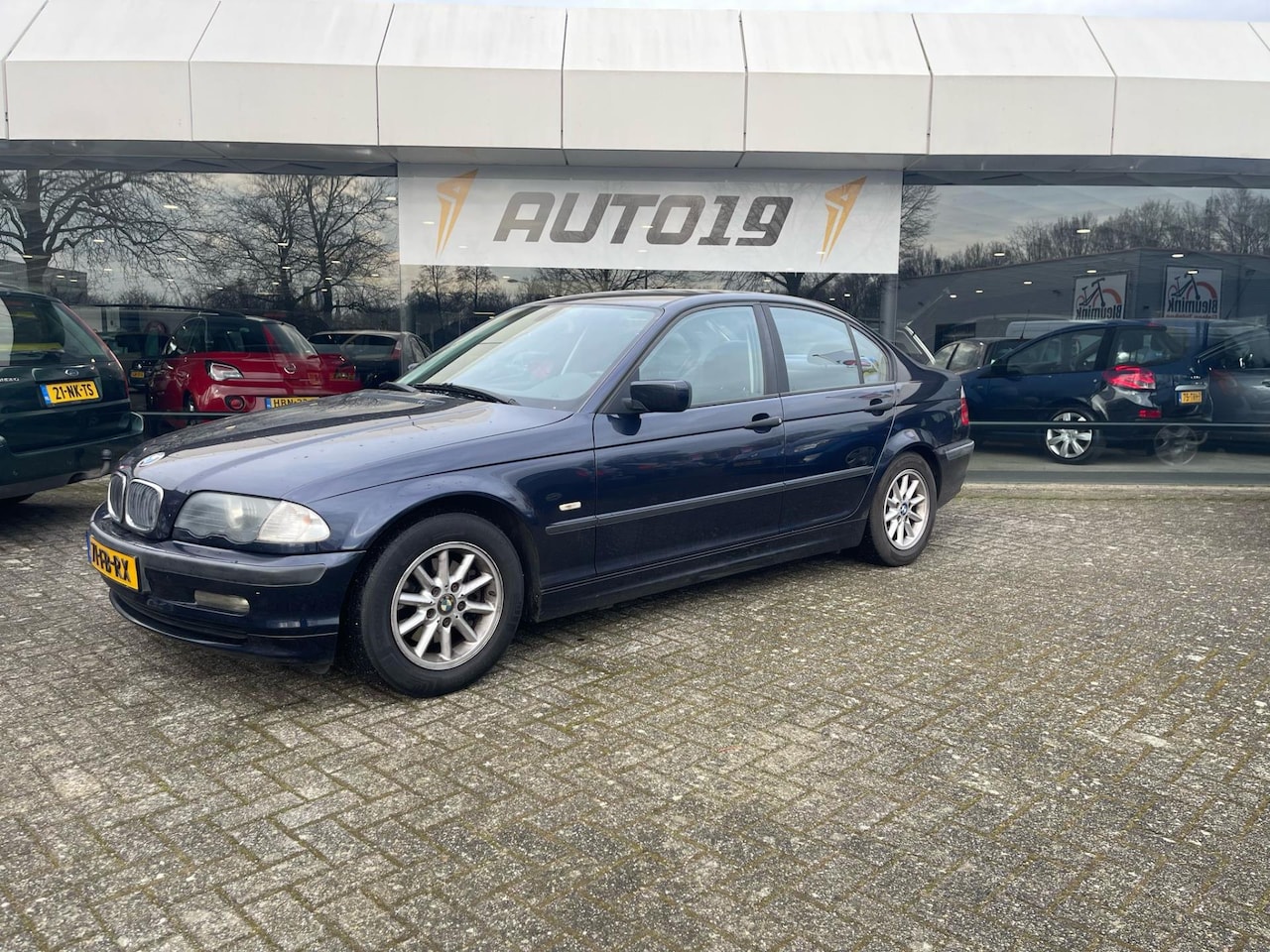 BMW 3-serie - 318i Executive 318i Executive - AutoWereld.nl