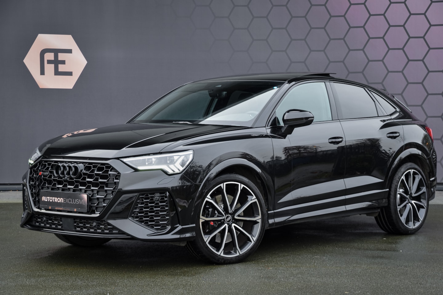 Audi RSQ3 Sportback - TFSI RS RS-STOELEN | ADAPTIVE CRUISE | STOELVERWARMING | SONOS AUDIO | ELEKTRISCHE ACHTERK - AutoWereld.nl