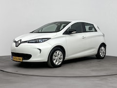 Renault Zoe - R90 Life 41 kWh | inclusief koopaccu | Navigatie | Climate Control | Carplay | Parkeersens