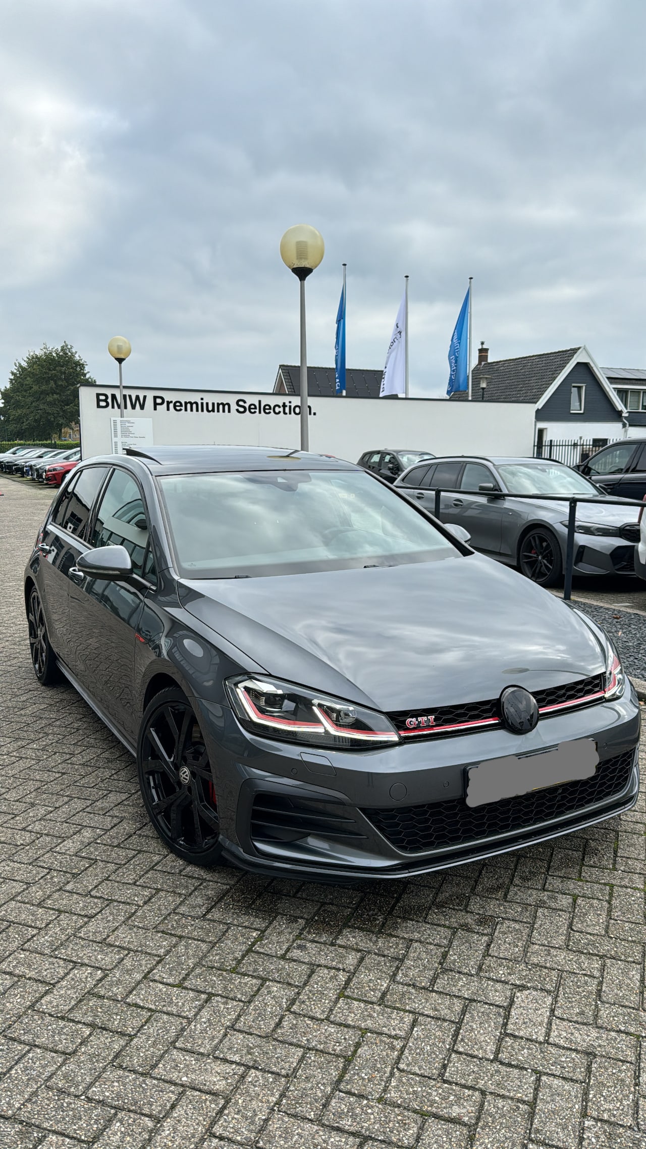 Volkswagen Golf - 2.0 TSI GTI Performance GTI - Pano - Alcantara - ACC - Carplay - AutoWereld.nl