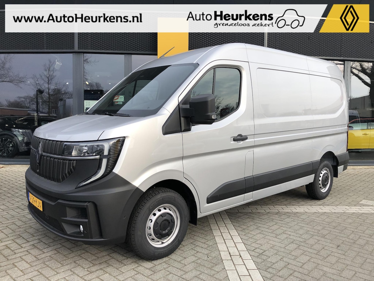 Renault Master - T35 2.0 dCi 130 L2H2 Advance ** BPM-VRIJ ** & Direct leverbaar [ € 19.080,- voordeel ] - AutoWereld.nl