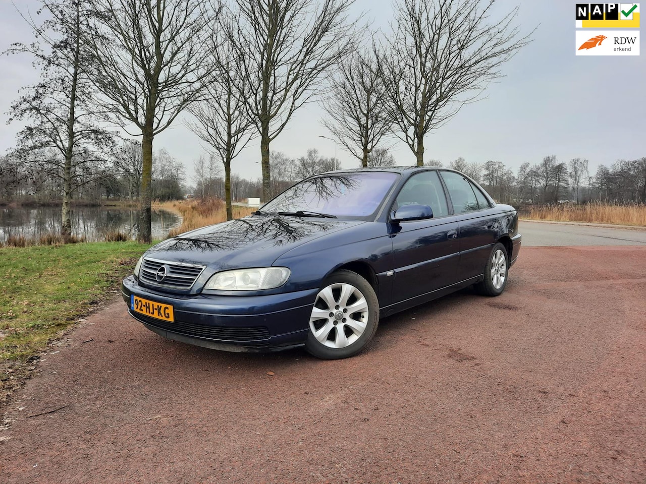 Opel Omega - 2.2i-16V Business Edition | km: 173106 | nieuwe apk - AutoWereld.nl