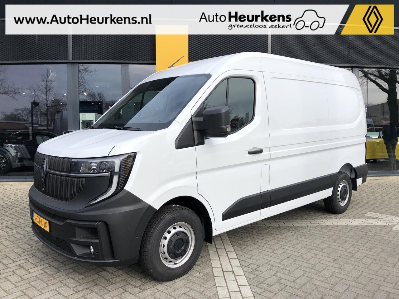 Renault Master - T35 2.0 dCi 150 L2H2 Advance ** BPM-VRIJ ** & Direct leverbaar [ € 19.200,- voordeel ] - AutoWereld.nl