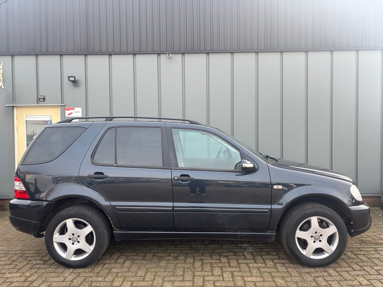 Mercedes-Benz M-klasse - 320 NAP//CRUISE//AIRCO//AUTOMAAT//CV+AB