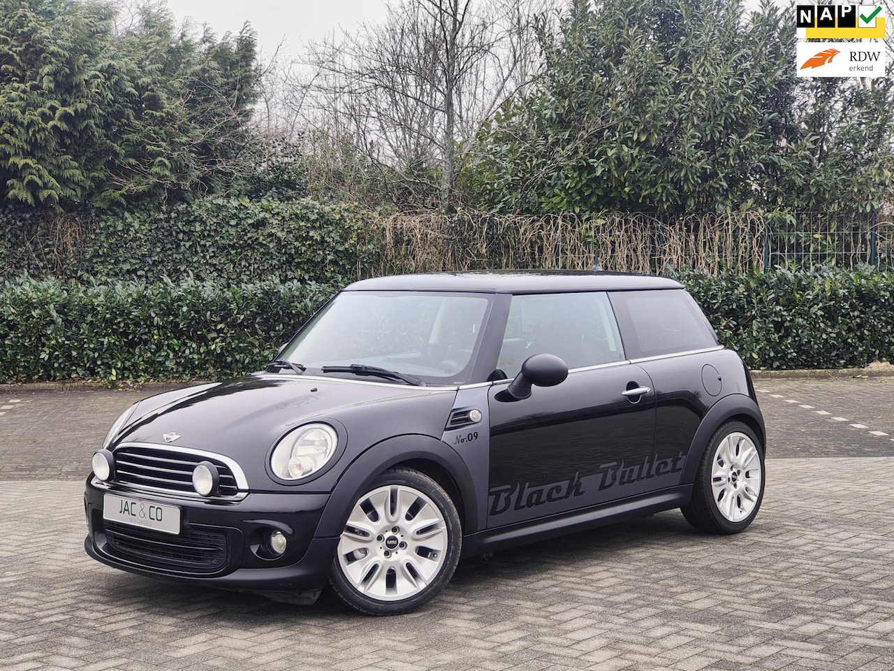 MINI Mini - 1.6 Chili Black Bullet 18" Airco Navigatie - AutoWereld.nl