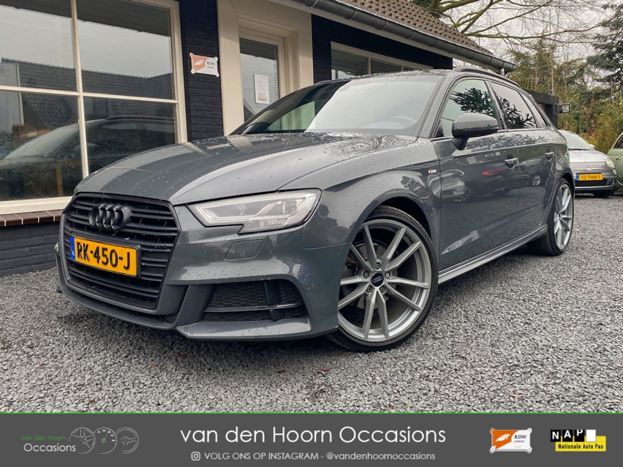 Audi A3 Sportback - 1.6 TDI Sport 2x S-Line AUTOMAAT | 18 INCH | NAVI | NW APK - AutoWereld.nl