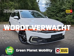 Volkswagen Passat Variant - 1.4 TSI GTE Pano|Trekhaak|Head-up