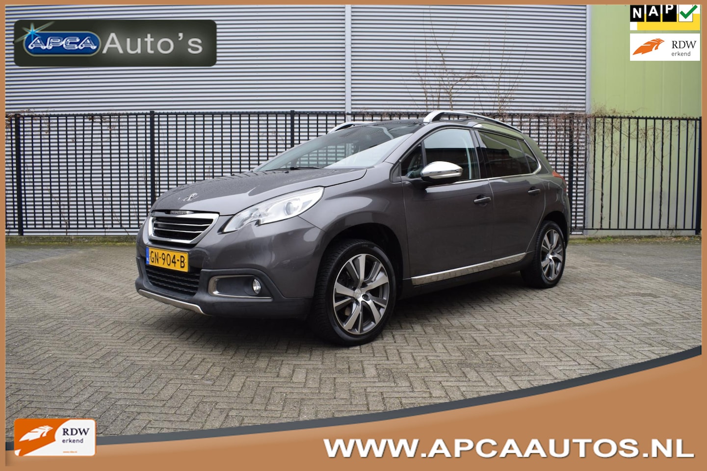 Peugeot 2008 - 1.2 PureTech Allure PanoDak Navi CruiseC Airco 2e Eig - AutoWereld.nl